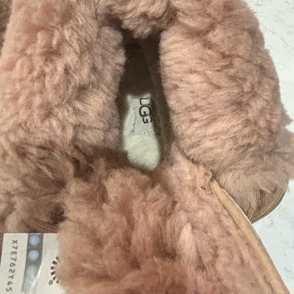 🎁 UGG Adirondack III Sparkle Spot - Picture 10 of 12